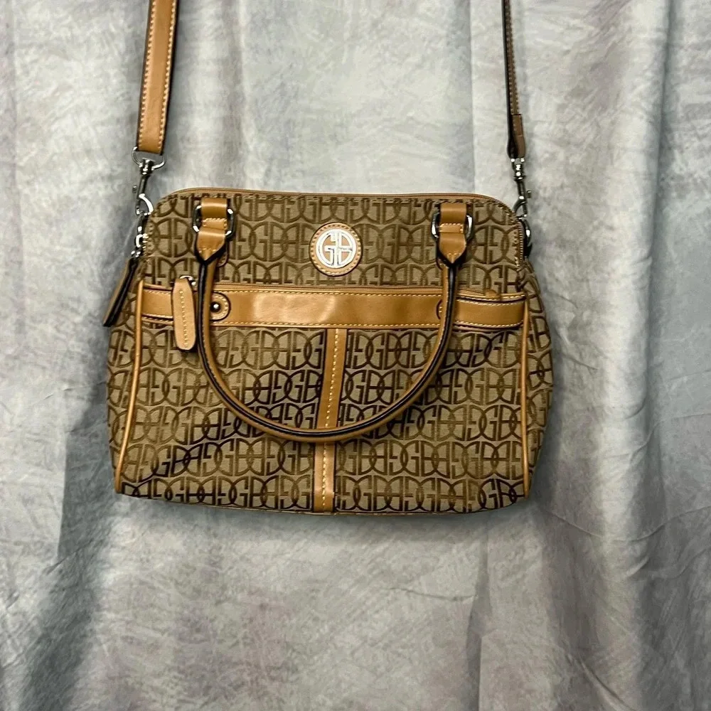 Giani Bernini Camel, Tan and Brown Shoulder Bag with Tons of Pockets